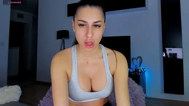 K chic online show from February 7, 4:27 am