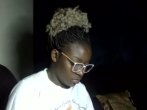 Sexy racy rebel  online show from December 17, 9:53 pm