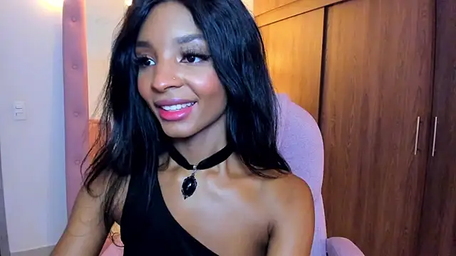 alikahouston4 online show from April 2, 12:40 am