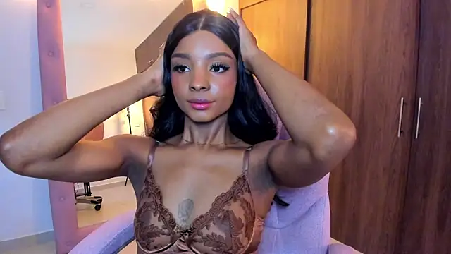 alikahouston4 online show from March 5, 2:19 am