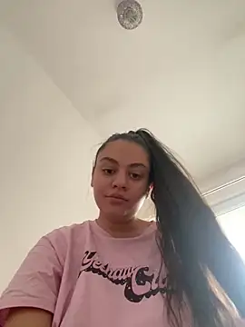 Snapshot of ayshalove chatting on January 18, 8:10 am ayshalove online show from January 18, 8:10 am