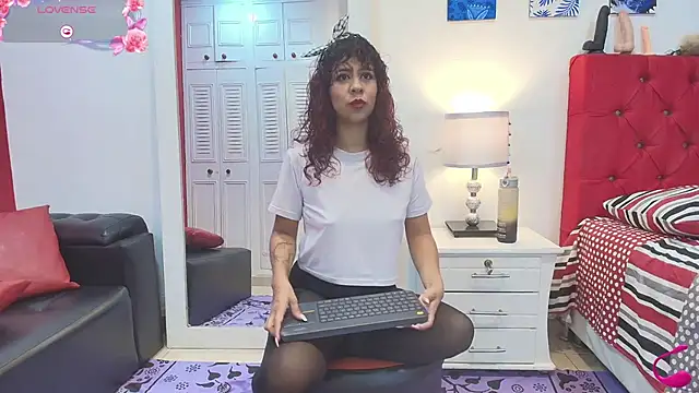 Snapshot of Roy_Luna chatting on February 20, 1:08 pm Roy Luna online show from February 20, 1:08 pm