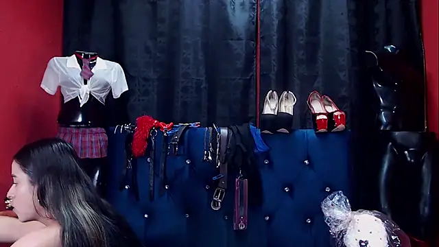 Hannamariana online show from March 4, 12:35 pm