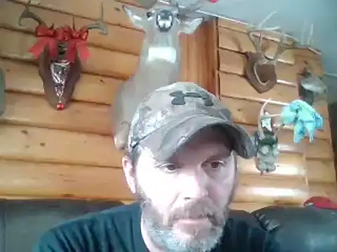 Snapshot of big-fun1981 chatting on February 10, 6:03 pm big-fun1981 online show from February 10, 6:03 pm