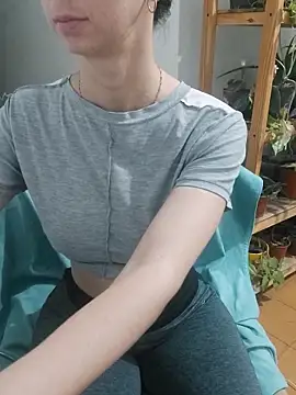 Snapshot of lunarcita99 chatting on February 27, 3:51 am lunarcita99 online show from February 27, 3:51 am