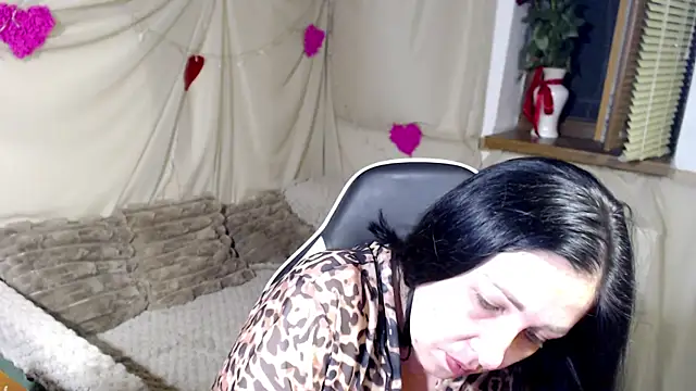 Snapshot of JillStevens chatting on July 21, 1:30 am JillStevens online show from July 21, 1:30 am
