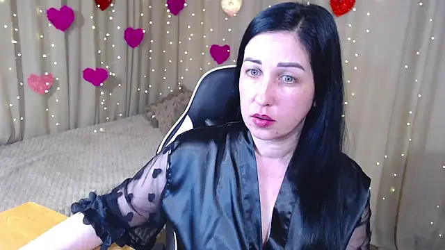 JillStevens online show from April 27, 8:29 pm