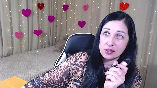 JillStevens online show from April 15, 6:12 pm