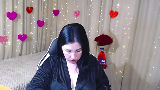 JillStevens online show from May 18, 3:50 pm