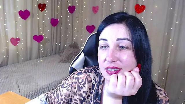JillStevens online show from April 22, 10:33 am