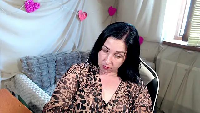 Snapshot of JillStevens chatting on June 11, 2:03 pm JillStevens online show from June 11, 2:03 pm