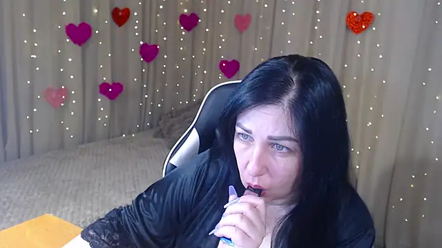 JillStevens online show from March 20, 4:13 am