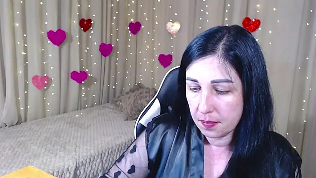 JillStevens online show from April 29, 12:48 am