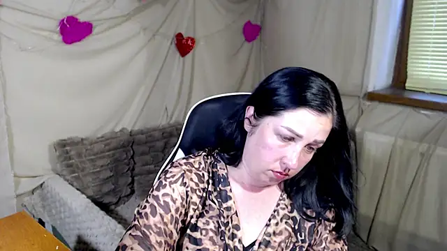 Snapshot of JillStevens chatting on June 9, 5:25 pm JillStevens online show from June 9, 5:25 pm