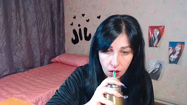 Snapshot of JillStevens chatting on November 7, 4:17 am JillStevens online show from November 7, 4:17 am