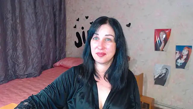 Snapshot of JillStevens chatting on October 7, 6:53 pm JillStevens online show from October 7, 6:53 pm