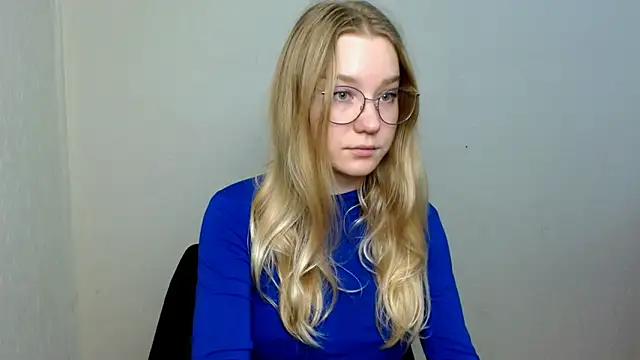 cindi hot online show from November 17, 11:25 am