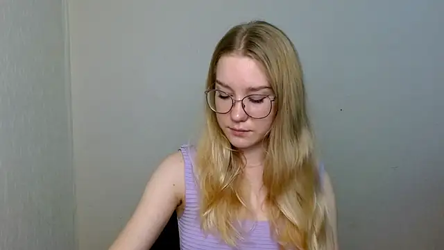 cindi hot online show from November 25, 12:05 pm