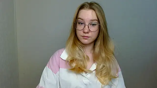 cindi hot online show from November 18, 11:02 am