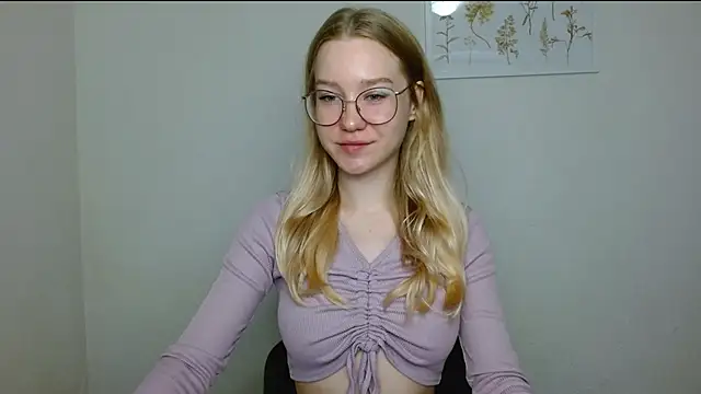 Snapshot of cindi_hot chatting on September 27, 10:54 am cindi hot online show from September 27, 10:54 am