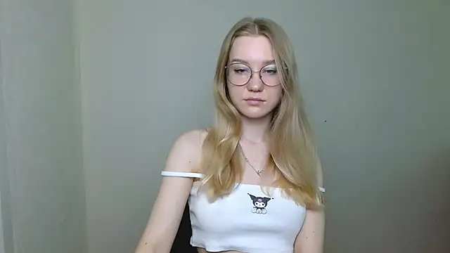 cindi hot online show from January 16, 11:14 am