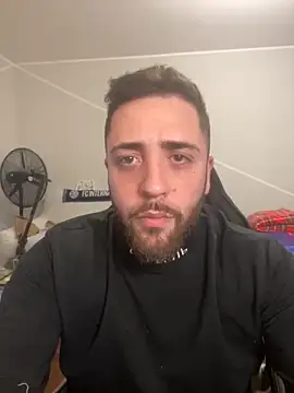 1ninefellababy online show from December 3, 5:23 pm