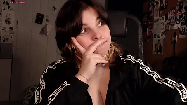 Snapshot of Saya_sweet chatting on November 30, 9:04 pm Saya sweet online show from November 30, 9:04 pm