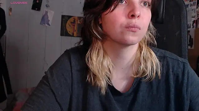Saya sweet online show from June 2, 6:02 am