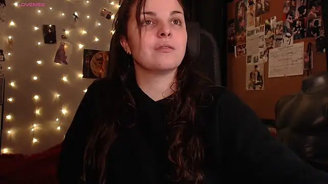 Saya sweet online show from October 11, 9:38 pm