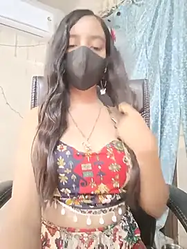 Snapshot of Parinaaz18 chatting on June 30, 12:54 am Parinaaz18 online show from June 30, 12:54 am
