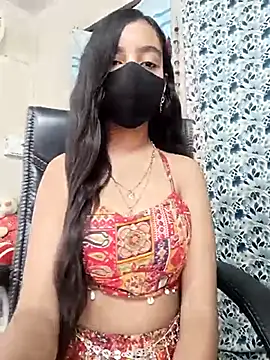 Snapshot of Parinaaz18 chatting on October 7, 1:39 am Parinaaz18 online show from October 7, 1:39 am