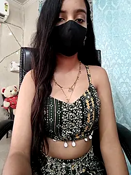 Snapshot of Parinaaz18 chatting on October 20, 2:13 am Parinaaz18 online show from October 20, 2:13 am