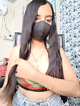 Parinaaz18 online show from April 13, 1:15 pm