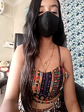 Snapshot of Parinaaz18 chatting on September 25, 2:17 am Parinaaz18 online show from September 25, 2:17 am