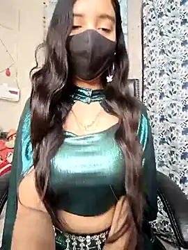 Parinaaz18 online show from January 12, 1:45 am