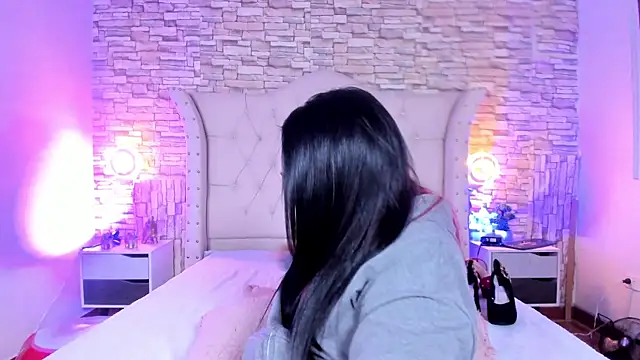 Gina Myers online show from February 25, 11:43 am