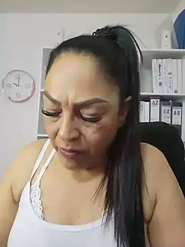 Gina Myers online show from May 28, 3:03 am