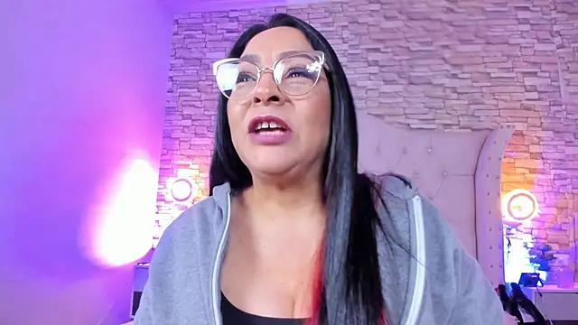 Gina Myers online show from March 10, 12:31 pm