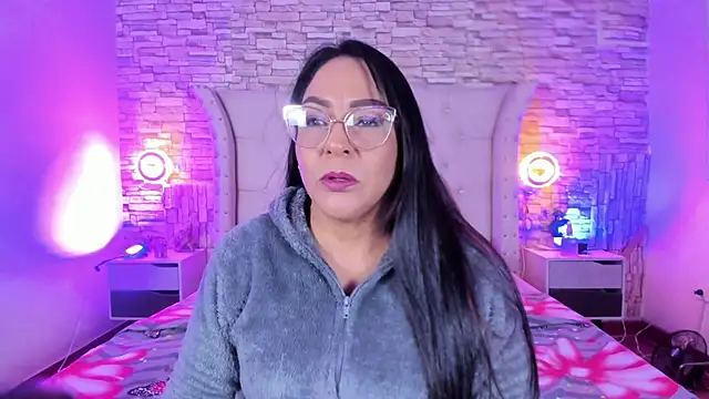 Gina Myers online show from March 23, 12:38 pm