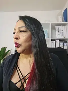 Gina Myers online show from May 24, 3:39 am