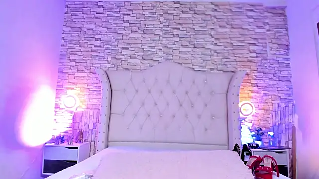 Gina Myers online show from February 21, 12:40 pm