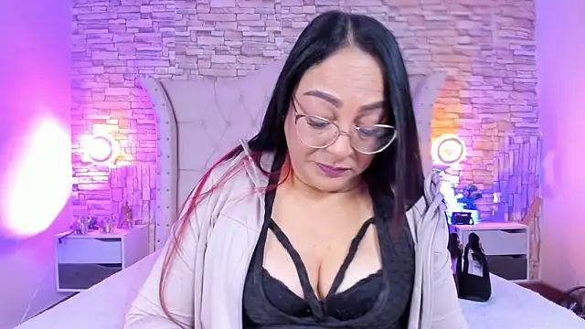 Gina Myers online show from March 13, 12:32 pm