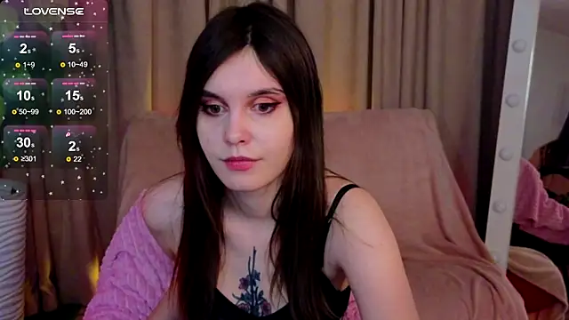 SusieMorris online show from February 20, 5:44 am