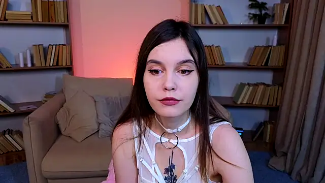 SusieMorris online show from January 25, 1:54 am