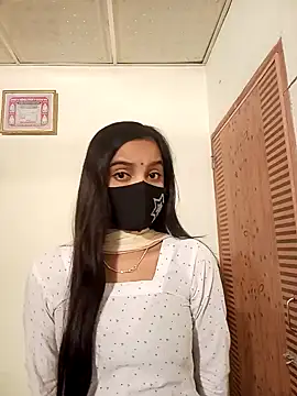 Snapshot of Cute-Pria chatting on December 17, 6:31 pm Cute-Pria online show from December 17, 6:31 pm