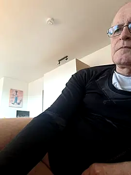 Milkasahne64 online show from March 22, 12:07 pm