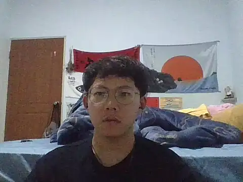 ZHIIz online show from February 18, 2:57 pm