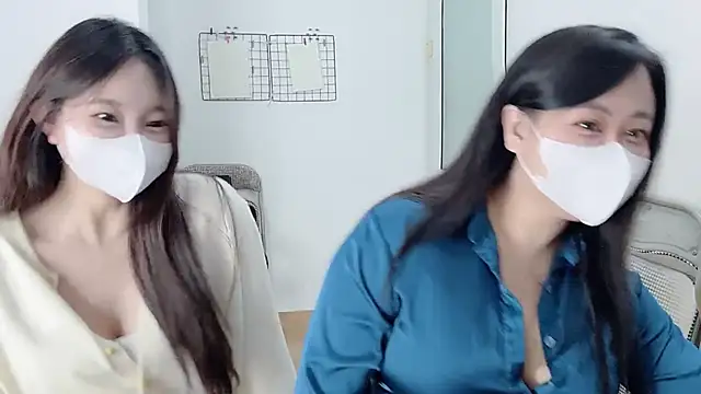 Bamboo Swetie online show from January 12, 4:03 pm