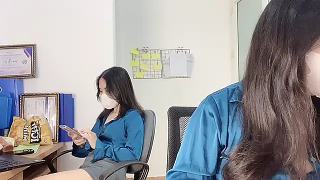 Snapshot of Bamboo_Swetie chatting on March 2, 3:19 pm Bamboo Swetie online show from March 2, 3:19 pm