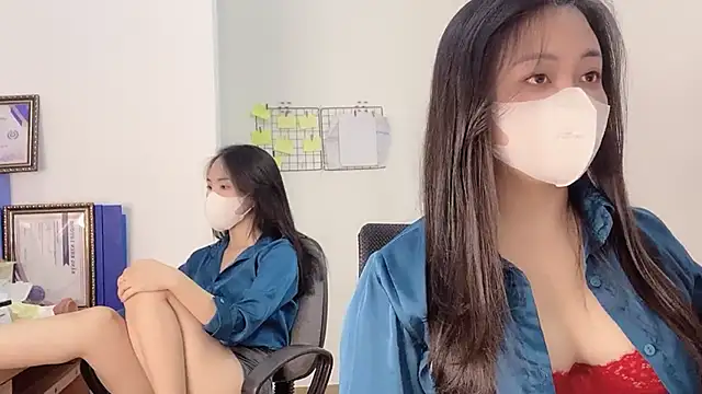 Snapshot of Bamboo_Swetie chatting on March 9, 2:43 pm Bamboo Swetie online show from March 9, 2:43 pm